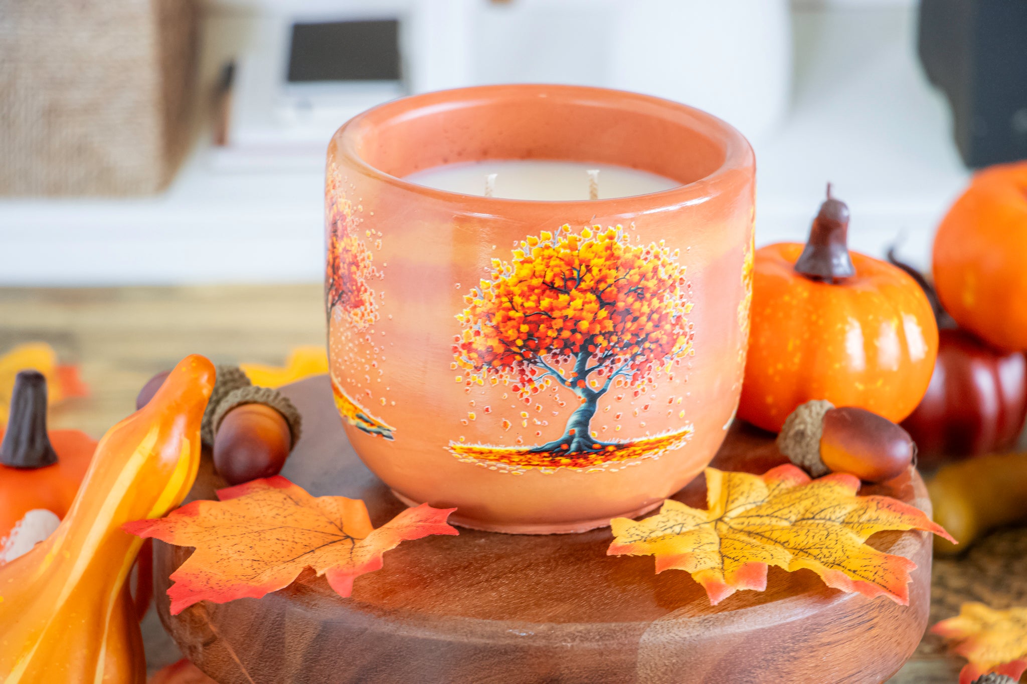 FALLING LEAVES CANDLE - 8 OZ