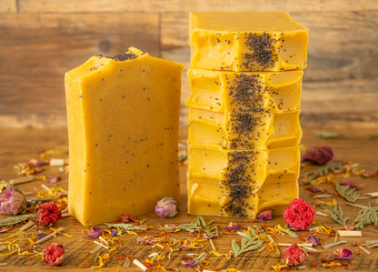 Lemon poppy seed soap